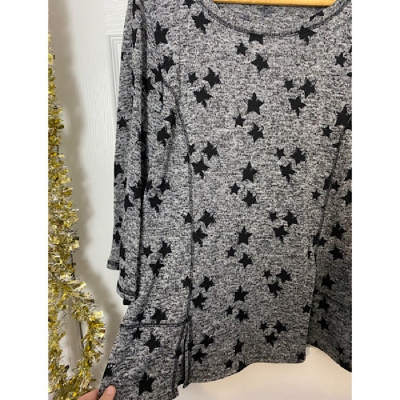 Ava James Pull Over Sweater - Picture 4 of 8